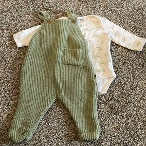 3-6 month rabbit and bear set